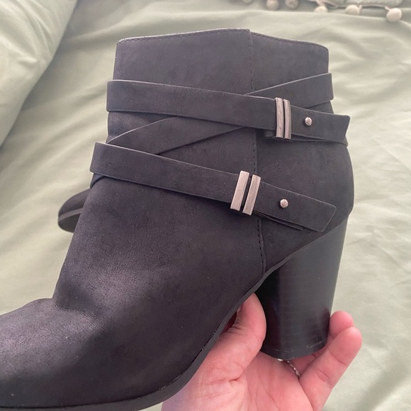 Charlotte Russe Size 8 Black Ankle Boots - Picture 7 of 8